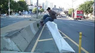 LIMO NIKE FOOTBALL DUNK