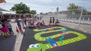 À Marseillan En France -Jeux Plein Air Pour Enfants, Jeux Mathématiques Marquage Au Sol Thermocollé