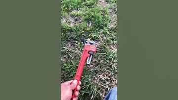 Pulling up grounding rod