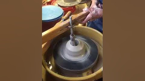 Centering platter demo with the strong arm pottery tool