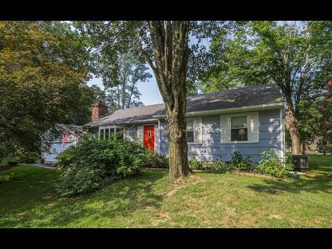 257 Tomahawk St, Baldwin Place, NY home video tour
