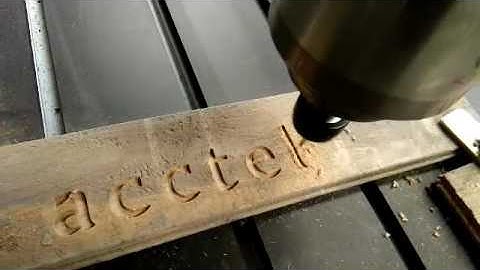 test video for  Daria cnc router machine AKG1212 engrave on wood
