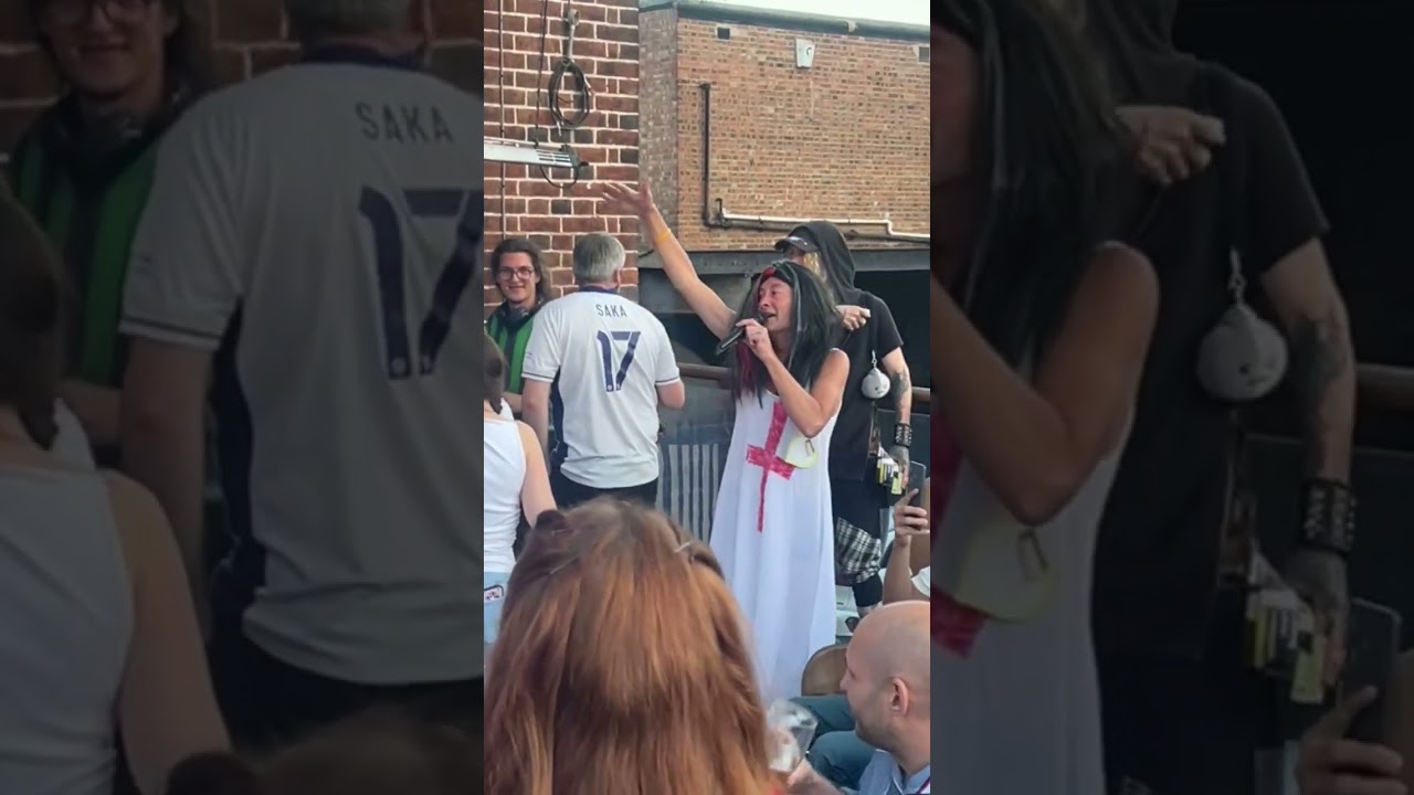 Bromley & Brixton's One and ONLY - Riff Flanger!!! 👏🏻👏🏾👏🏼 .. See me?  LOVE ME! or FOXTROT OSCAR!!!