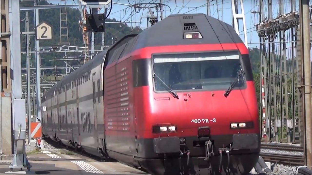 Treinen op station Killwangen-Spreitenbach