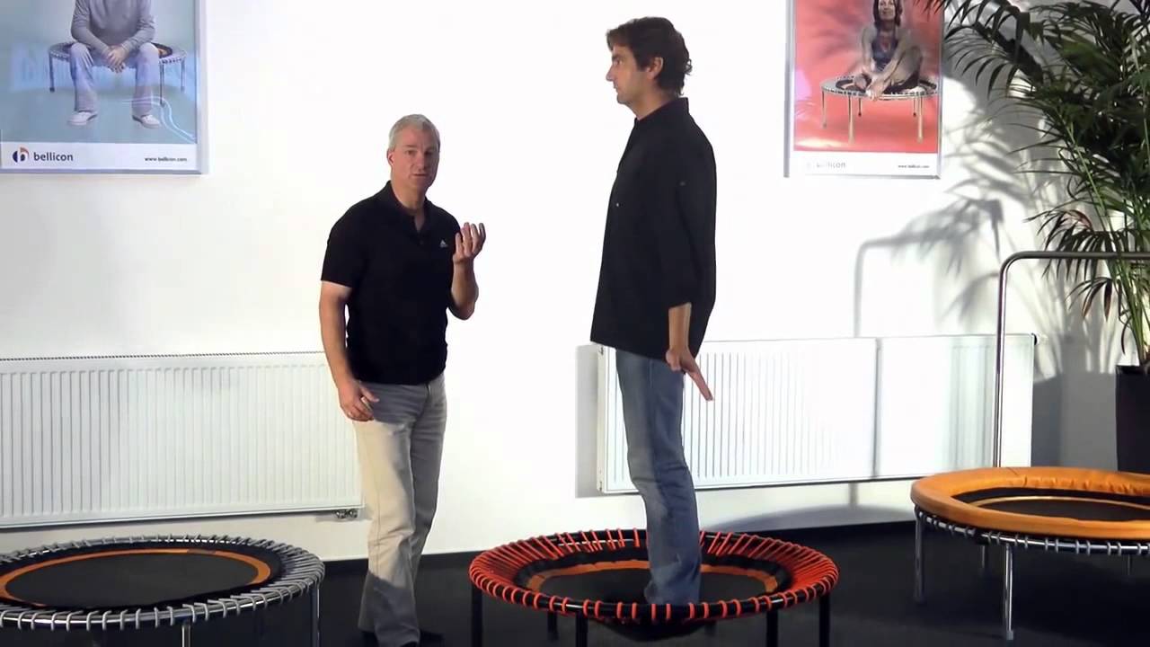 Série d'exercices pour la santé du dos avec un mini trampoline bellicon® -  YouTube