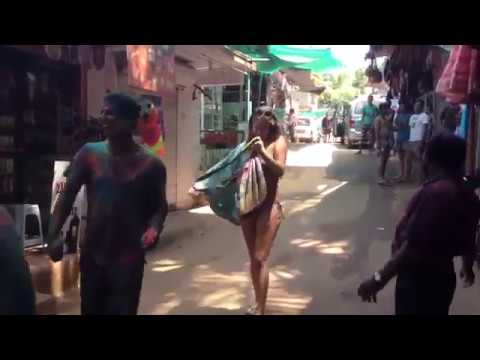 Ise kehte hain Holi Khelna - in GOA without clothes in public