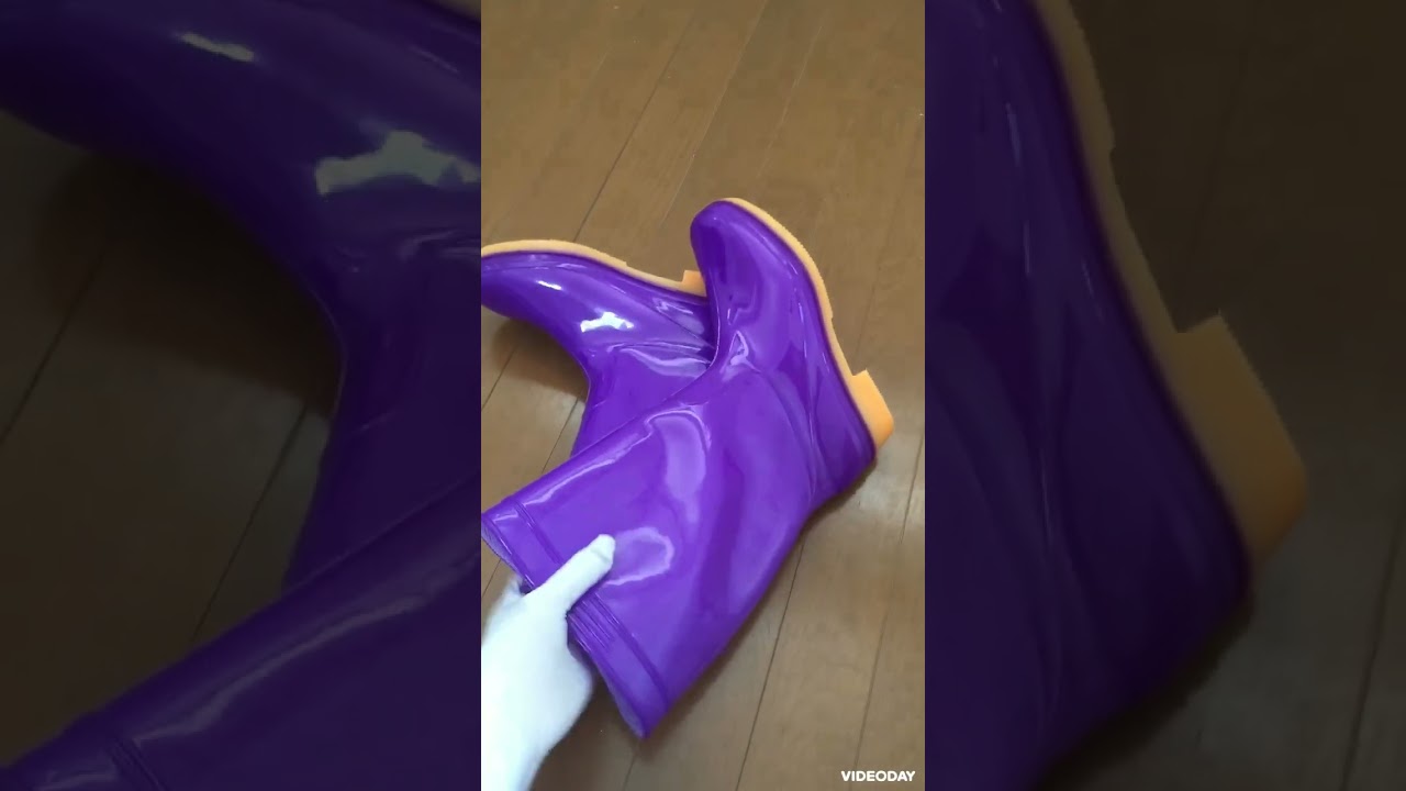 長靴を履いて遊ぶだけの動画 boots play