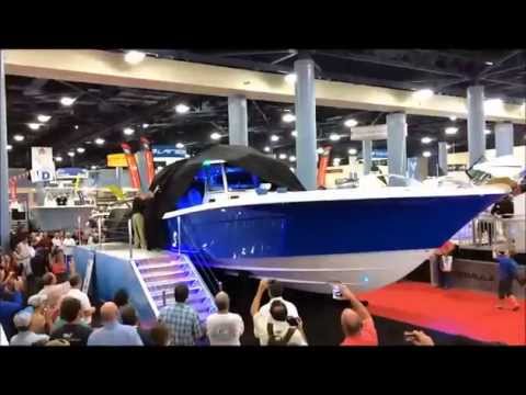 53â€™ SueÃ±os, the Worldâ€™s Largest, Outboard Powered, Center 