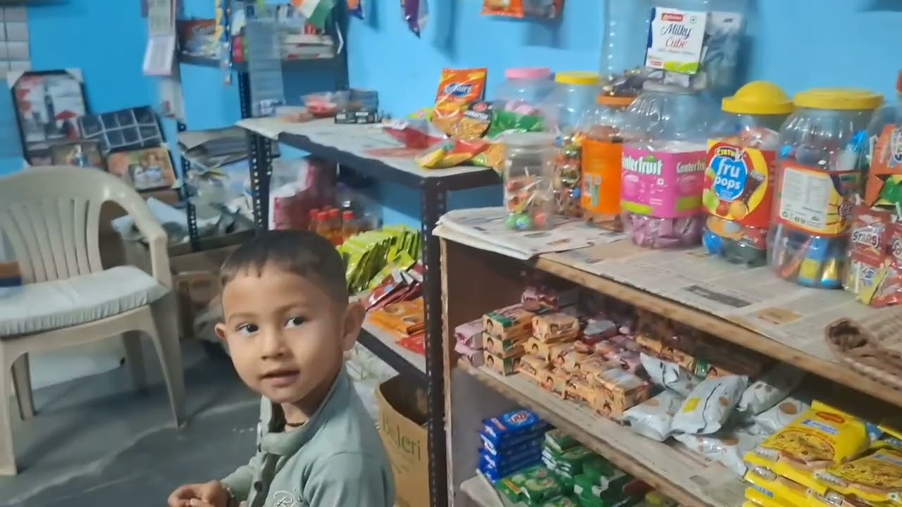 रिशू ने ली बहुत सारी चिजी