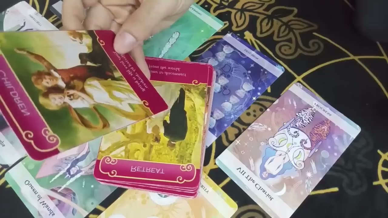 اختر كارت اول مره شافك فيها وفهمه ليك وقتها ومع الوقت ازاى نظرته اتغيرت وحس بايه تجاهك وتفاصيل مثيره