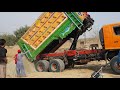 How Japanese Truck Used in Pakistan 2021 | Hino FG8J Truck Unloading Sand at Main Roadside