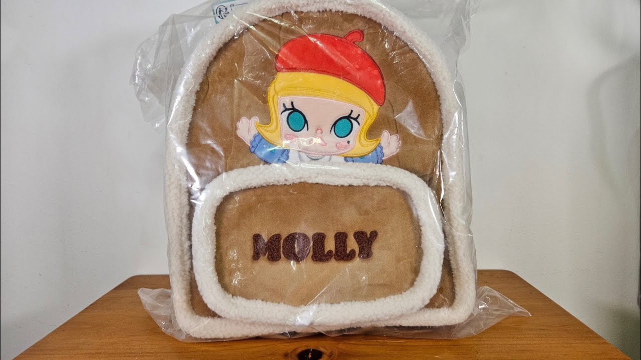 Pop Mart Molly Backpack (Carb Lovers Edition) - YouTube