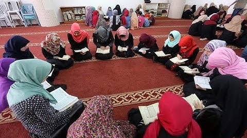 سورة البروج تلقين وتصحيح تلاوته ( التجويد العملي )