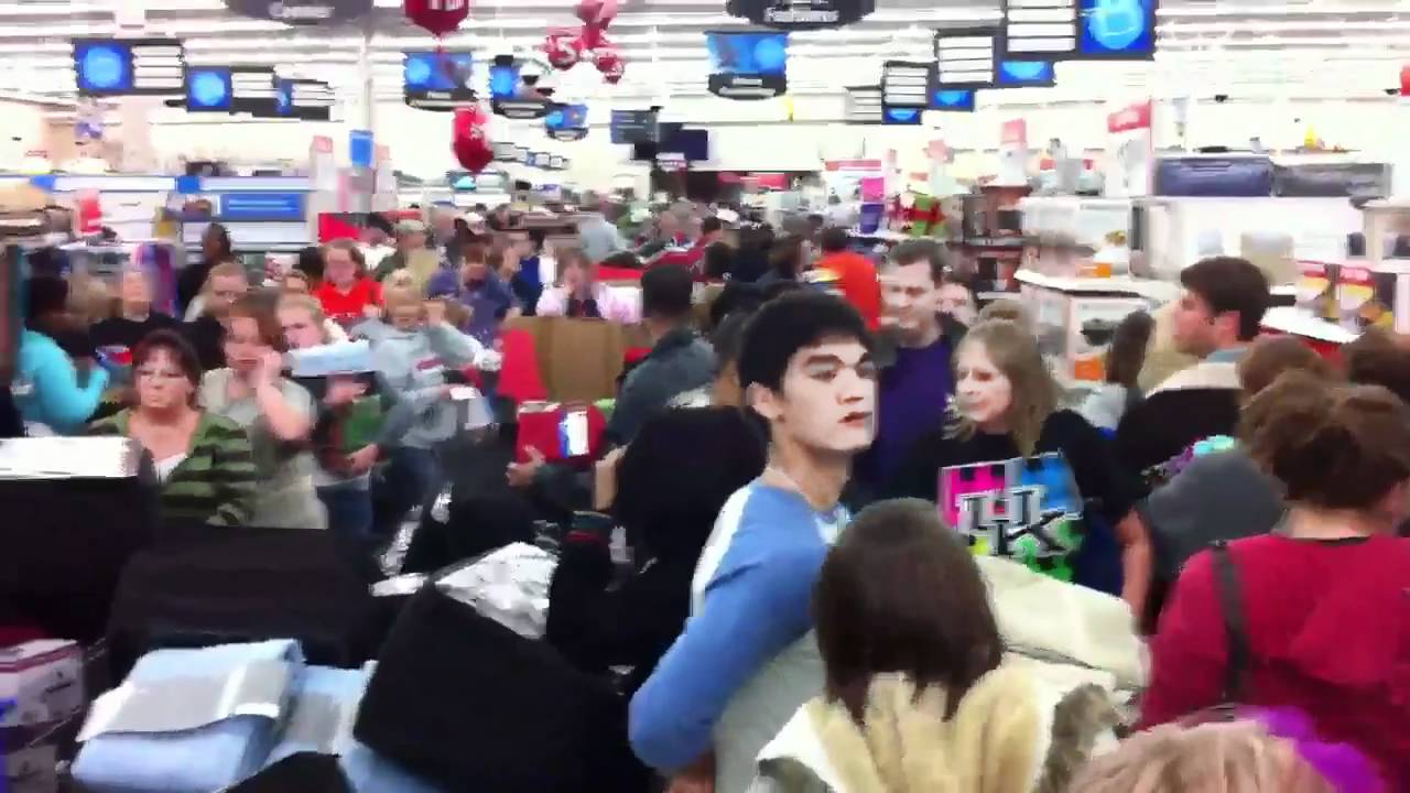 Black Friday at Walmart 2010 - YouTube
