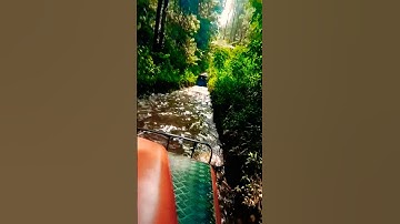 Offroad ,The car is stuck in a puddle of water. #coldplay #offroad
