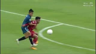 Bruneian Alinur Rashimy RED-CARDED! Indonesia against 10 men! | AFF Mitsubishi Electric Cup 2022