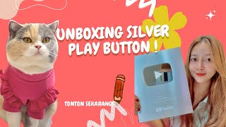 MAMI VINSCA & JOOMLA UNBOXING SILVER PLAY BUTTON ! by Vinscaara 5,970 views 1 year ago 2 minutes, 38 seconds