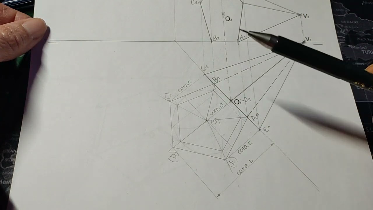 Sistema diédrico: pirámides. Dibujo Tecnico Selectividad Canarias.
