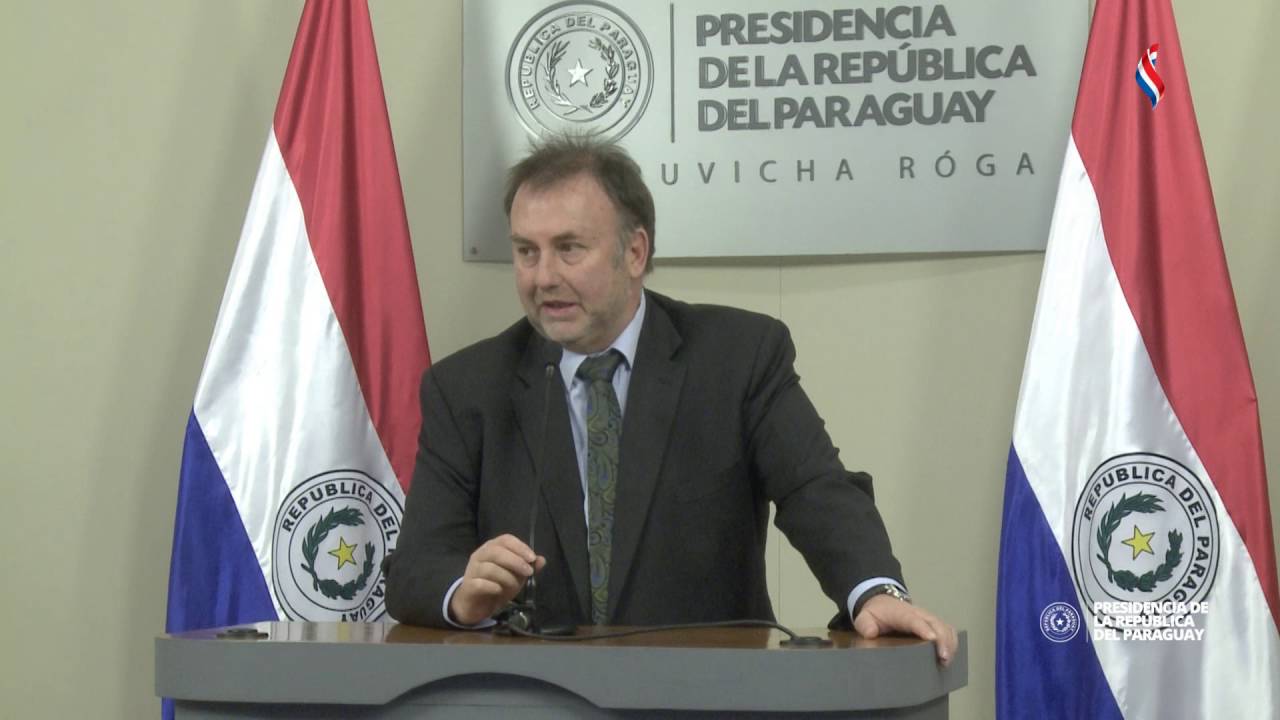 Titular del IPS informó al presidente Cartes sobre avances de obras de infraestructura - YouTube