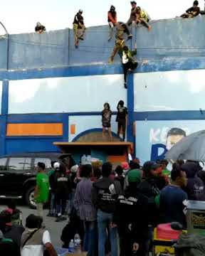Bonek Persebaya Surabaya AWAYDAYS