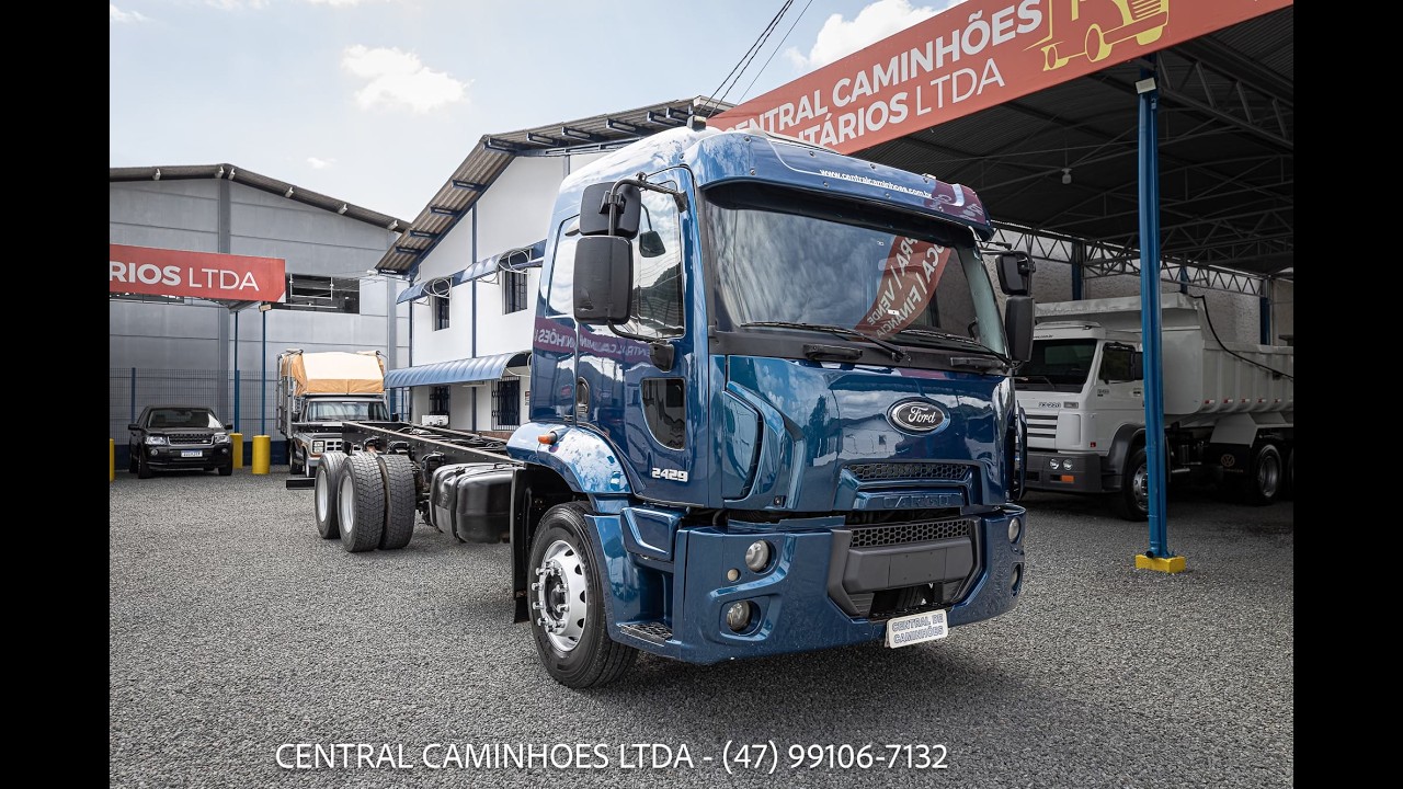 FORD CARGO 2429 6x2 ANO 2017 GABINA LEITO: