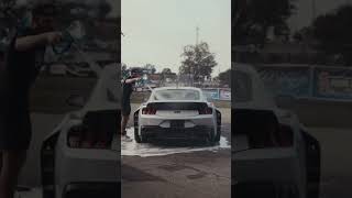 A little bath for the RTR Spec 5 to start the week!! #RTRvehicles #fordmustang