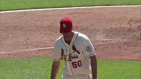 Wainwright dazzles with a two-hit shutout