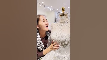 Chuẩn bị váy cưới cho đám cưới Hy Ni #Shorts