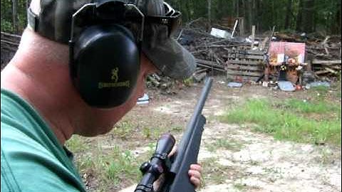 Mossberg 12ga Bolt Action Slug Gun