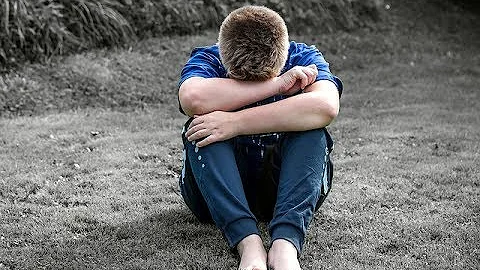 Never Ignore These Warning Signs Of Vitamin B12 Deficiency ✓