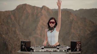 Download Lagu LYONA DJ set in the mountains / melodic house \u0026 techno (Goom Gum, Massano, Kevin de Vries, Cassian) MP3