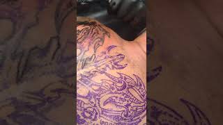 jimmyjones954ink@instagram Tattooing a tribal back piece