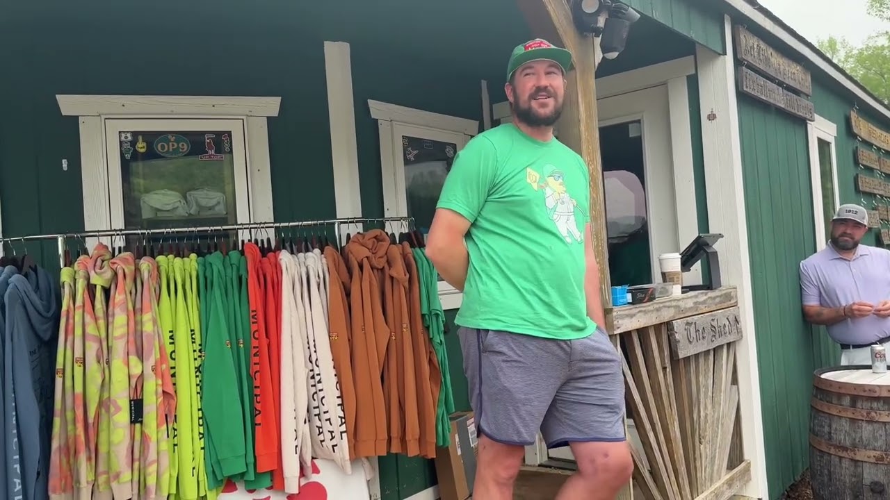 Правила и приветственное сообщение для поля для гольфа Sweetens Cove