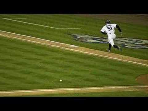 Two minutes of Ichiro - from his first stretch to his last tip of the cap. From the tribute CD - Seattle...A Baseball Town deucebender.net