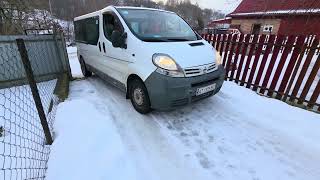 ASMR Video 📹 Woman STUCK ✨️ Manual Car 