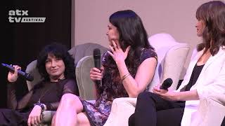 Celebrity GILMORE GIRLS Highlight: Lauren Graham & Amy Sherman-Palladino reflect on fast talking Wealth