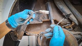 How to Replace Rear ABS Wheel Speed Sensor - Sandero 2, Logan 2 (Dacia,  Renault)
