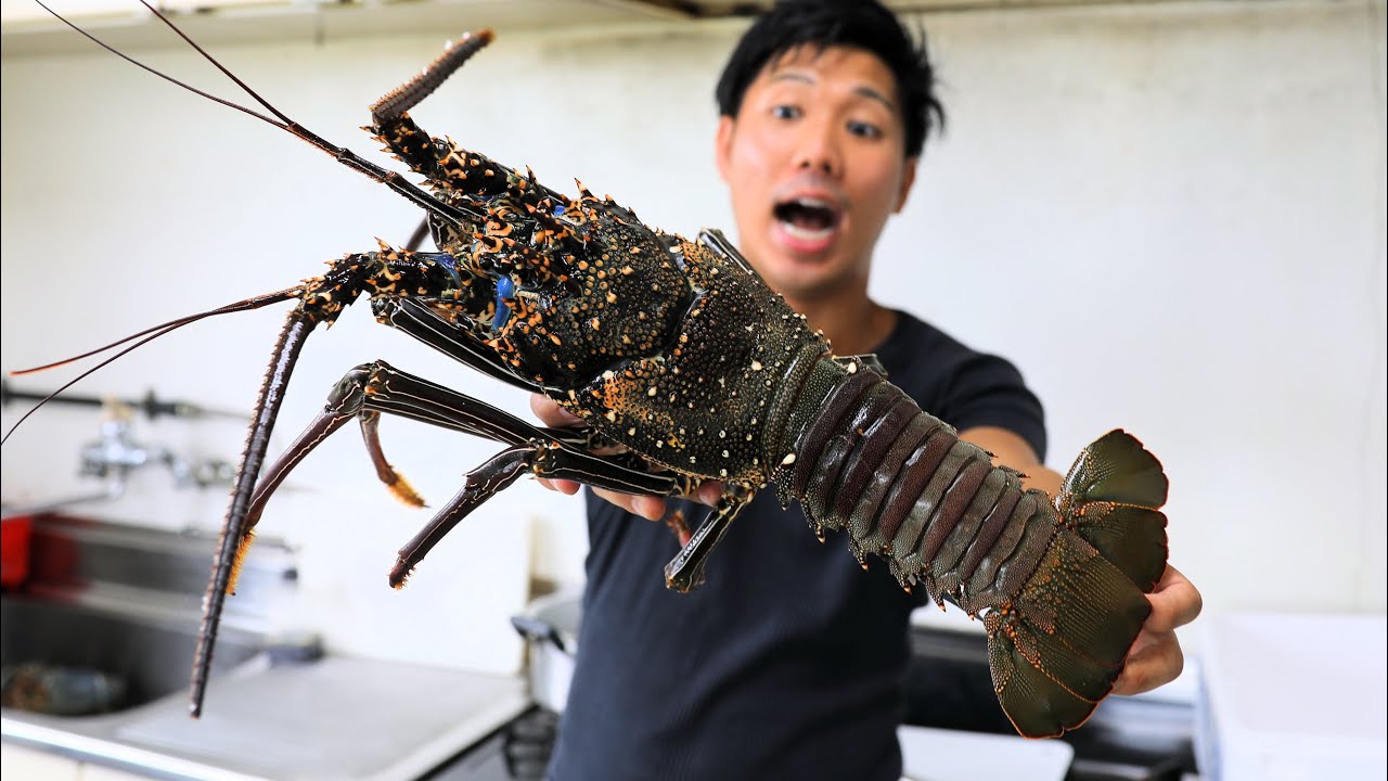 Eat a huge spiny lobster of 20,000 yen per animal - YouTube