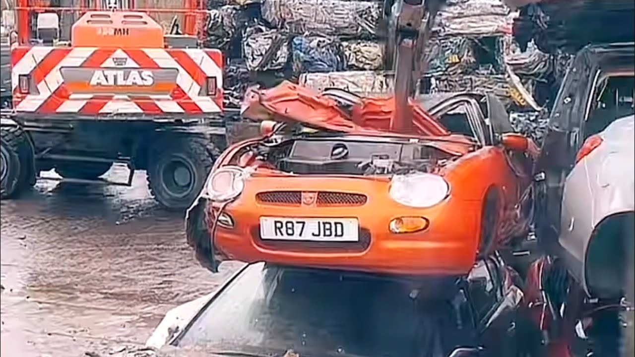 How to Dismantle a Car in Less Than 5 Minutes! Dismantle MG Car YouTube