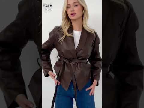 М Розмір .Жіноча коричнева шкіряна куртка з поясом , косуха розмір, видео 1
