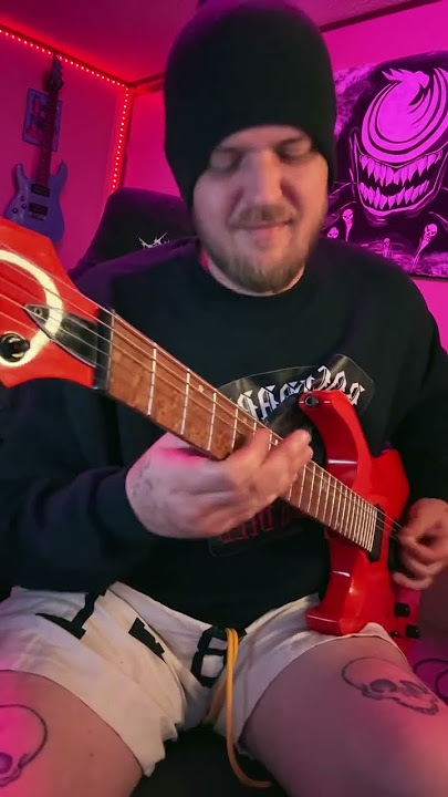 GHOULIN out today haha Missilia Amori with that sick riff #ghost #guitar #riff #metalhead