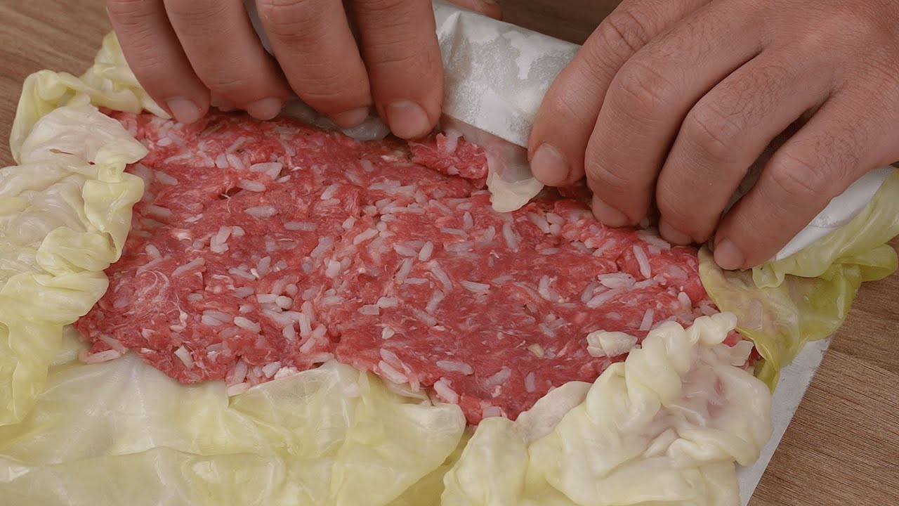 ¡Mira el secreto! Pocos cocinan repollo y carne molida como esta.