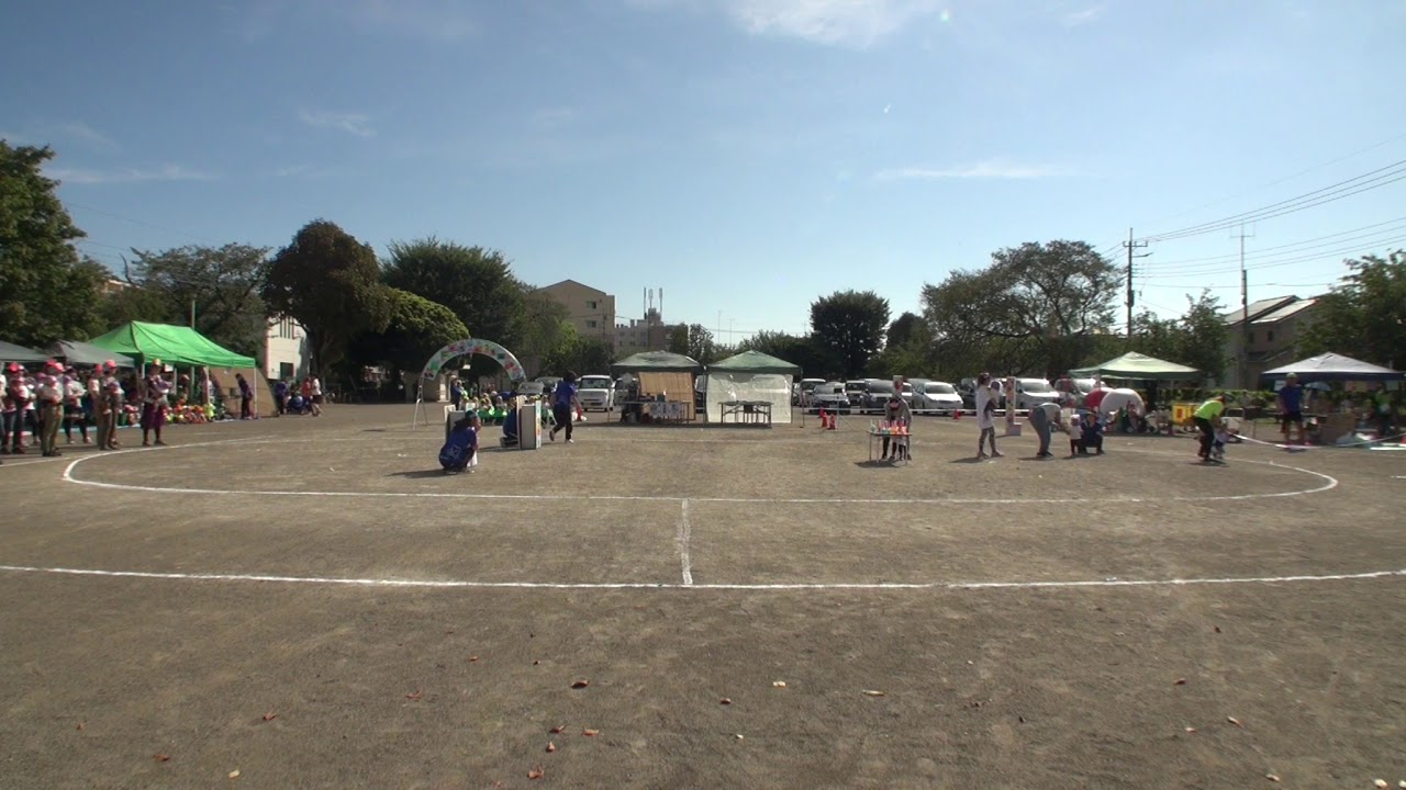 ２０１９年度　みなみ保育園　運動会　０歳児親子競技（くるくるみっくすじゅーす）
