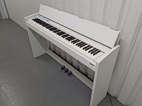 piano santaRoland F-110 ホワイト デジタルピアノ hqdefault.jpg