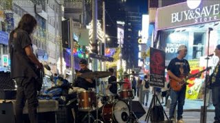 Download lagu al-mizi klik is live GENTLEMEN BAND