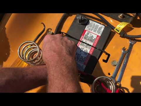 How to remove a battery from your lawn tractor