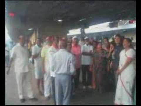 Laughter Session At Railway Platform Nasik, India laughter club india