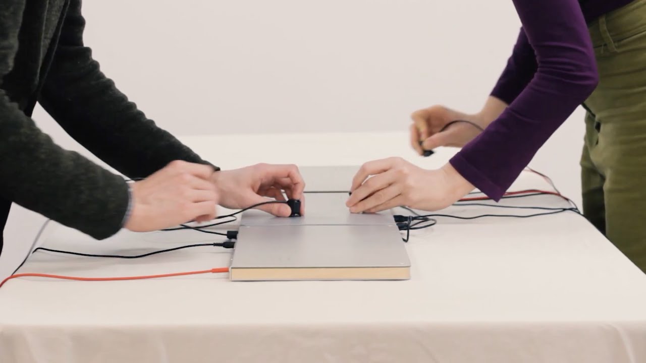 KOMA Elektronik | Chromaplane | ガジェット系シンセ | Five G music