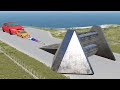 Giant &amp; Small Cars vs Spinning Roller – BeamNG.Drive