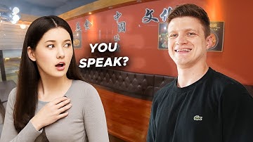 Polyglot Shocked the Whole Restaurant with Fluent Chinese & Korean